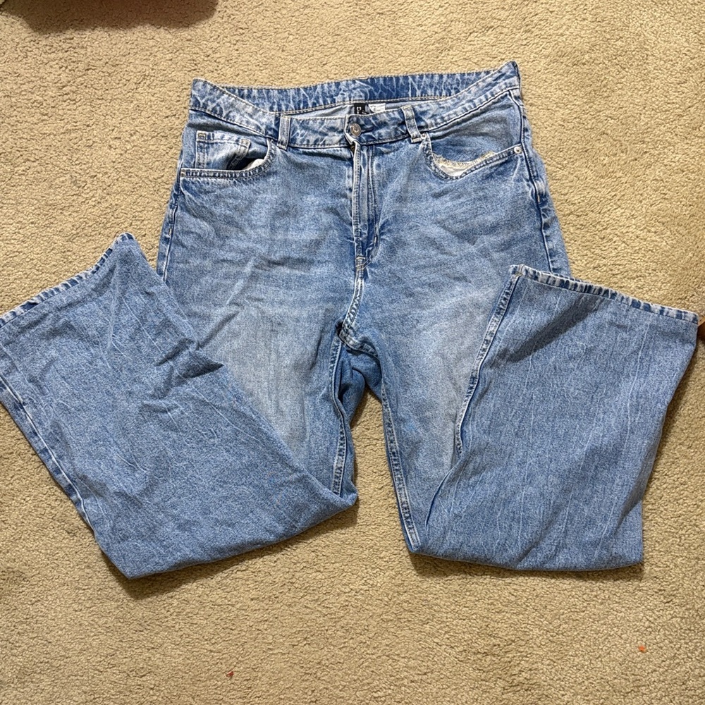 H&M Divided Light Blue Denim Jeans